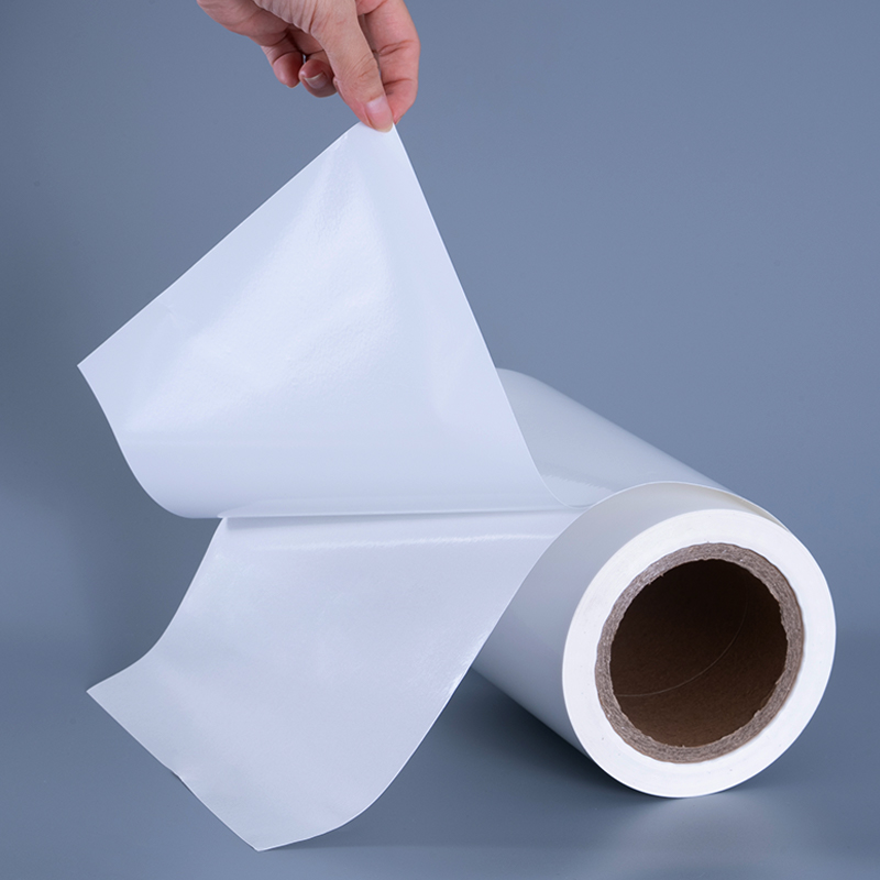 25 mikroglans PET vinylfilmetiketmaterialer med akrylklæbende jumborulle til inkjet-udskrivning