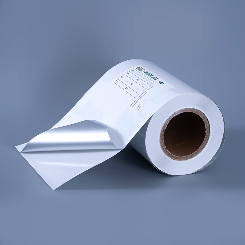 25 mic blank hvid aluminiseret polyesterfilm selvklæbende etiket med vandbaseret akrylklæbemiddel til inkjet-udskrivning